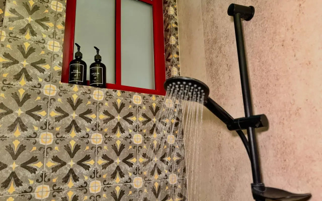 Квартира дизайнерская на Земляном валу МосАртАпарт