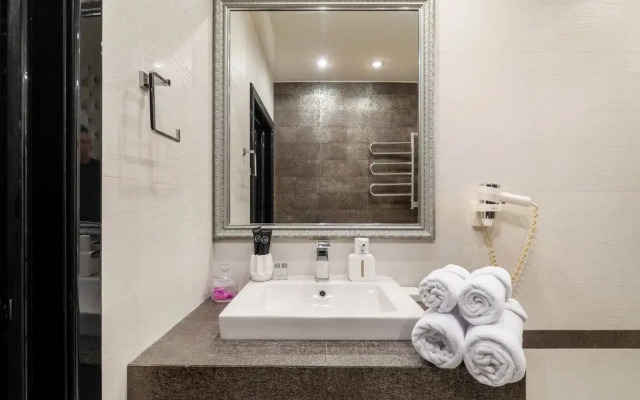 Shikarniye s Dizaynerskim Remontom Apartments