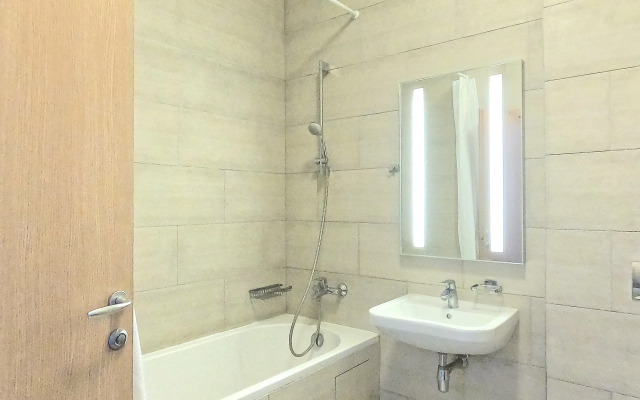 Na Ulitse Parusnaya 17 Flat