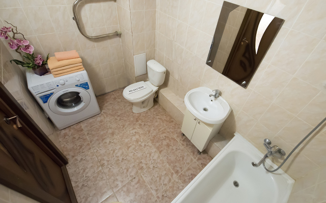 Квартира на Челюскинцев 62 НаСутки35