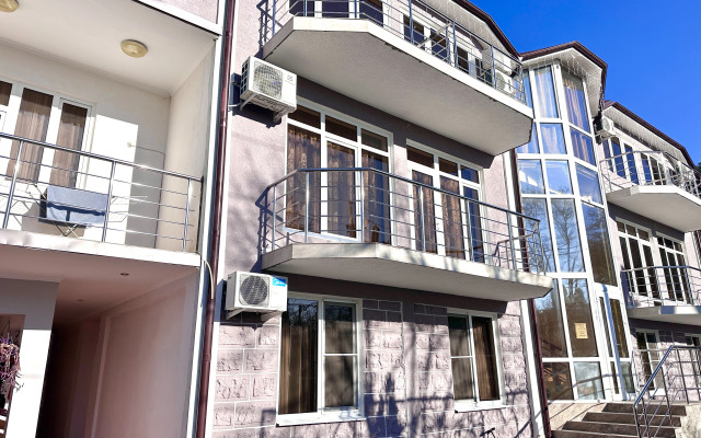 Guest House Lotos