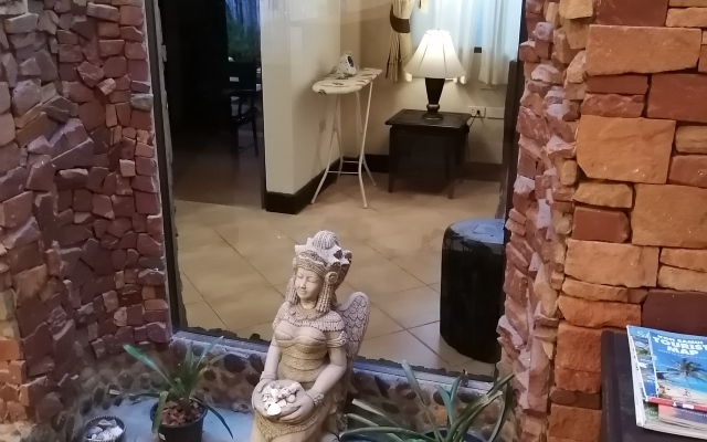 Polina Park Mini Hotel
