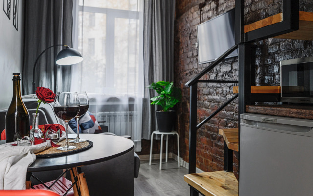 Квартира двухуровневый лофт в центре Петербурга