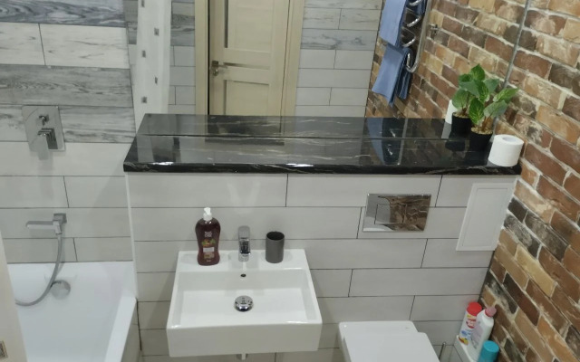 Квартира Возле Стадиона и Парка Галицкого