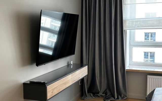 Stilnaya ot dizaynera u ozera Flat