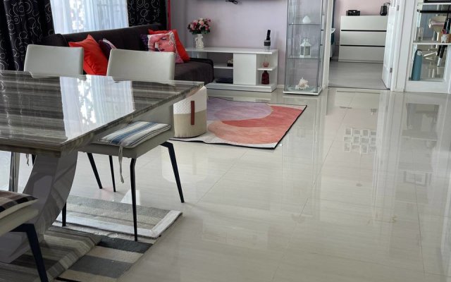 Atlantis Condo 2 bedrooms Attic Apartments