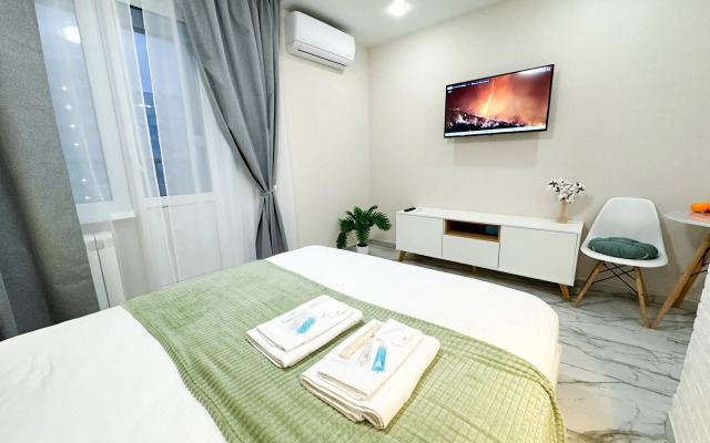 S zaseleniem 24/7 luchshiy servis posutochno 50 Flat