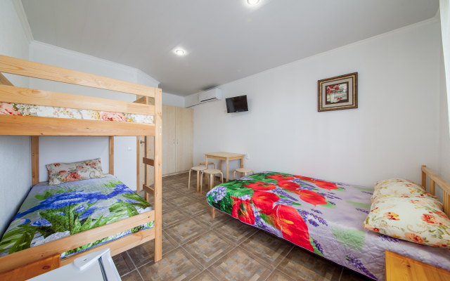 Aura Guest House