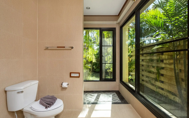 Traditional Thai 2BR in Baan Bua Estate Villa