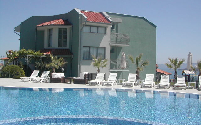 Gardenia Apartments