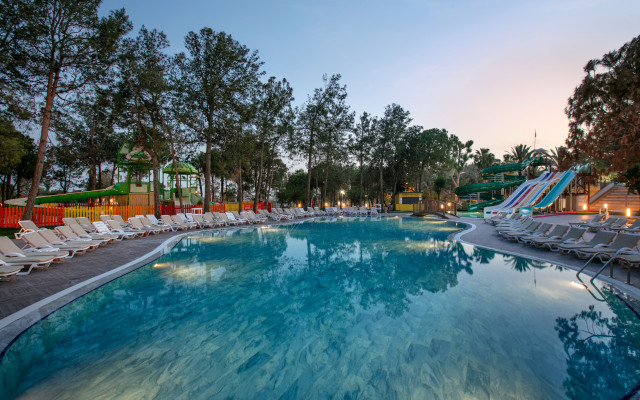Megasaray Resort Side