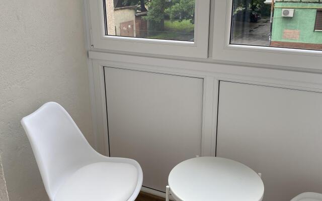 V Tsentre Na Chajkovskogo Apartments