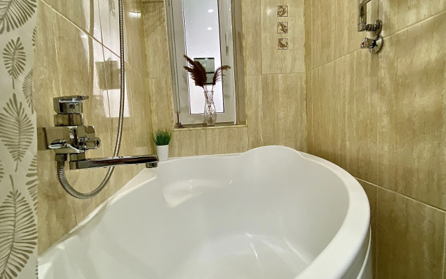 Квартира Трехкомнатная рядом с рынком