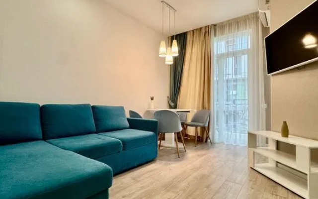 Na Tavricheskoy 7k2 Flat