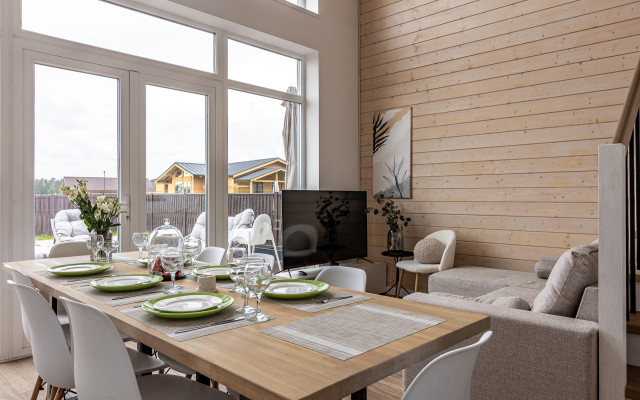 Na Grinvud 84v Guest House