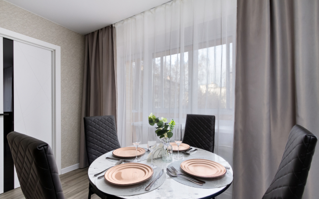 Dvukhkomnatnaya Yevrostudiya Komfort-Klassa Flat