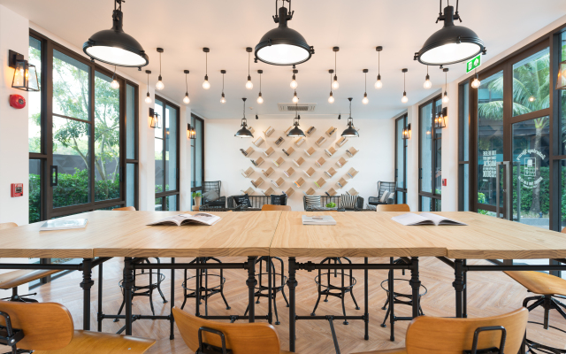 Saturdays Residence by Brown Starling Apart Hotel