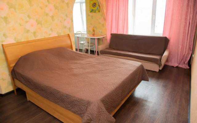 Komsomol'skaya 63 Flat