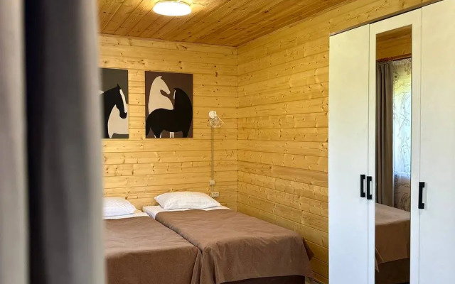 Кемпинг У Бурушки