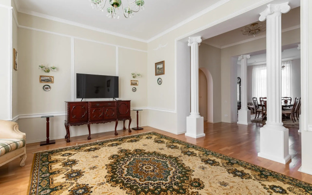 Roskosh na Kutuzovskom Flat