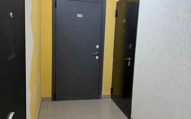 Uyutnaya S Dizaynerskim Remontom Flat