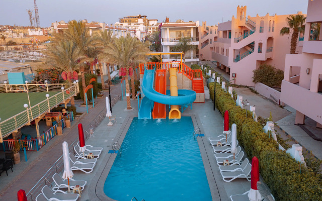 Minamark Beach Resort & Spa
