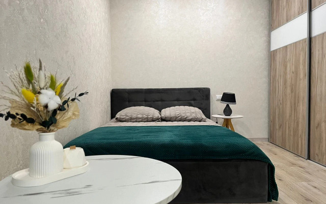 S lyubovyu Flat