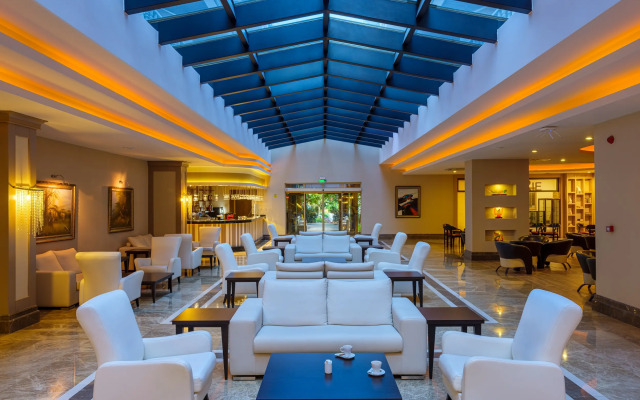 Aydinbey Famous Resort - Ultra All Inclusive