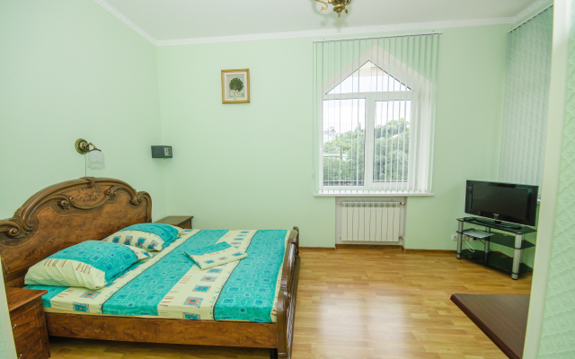 Karina Guest house