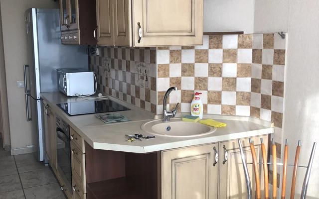 Квартира на  Эпроновской 1