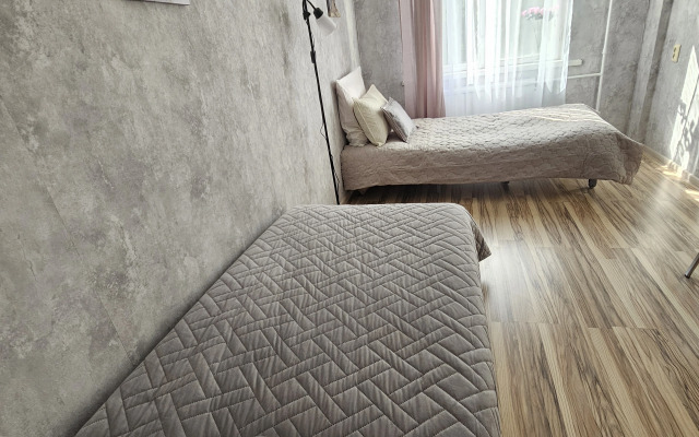 Dvukhkomnatnaya  U Razliva V Sestroretske Flat
