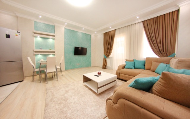 Dvukhkomnatnye Ryadom S Parkom Pervogo Prezidenta Apartments