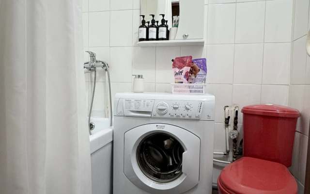 Квартира 1-й микрорайон 12