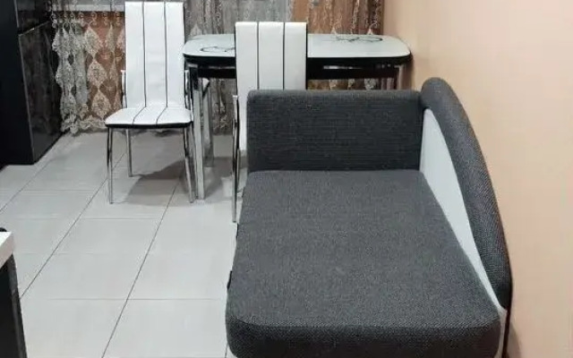 Na Ul. Tukhachevskogo, 80 Flat