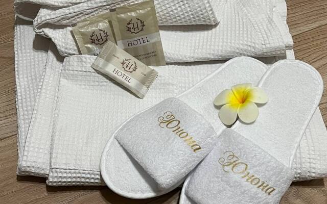 Yunona Guest House