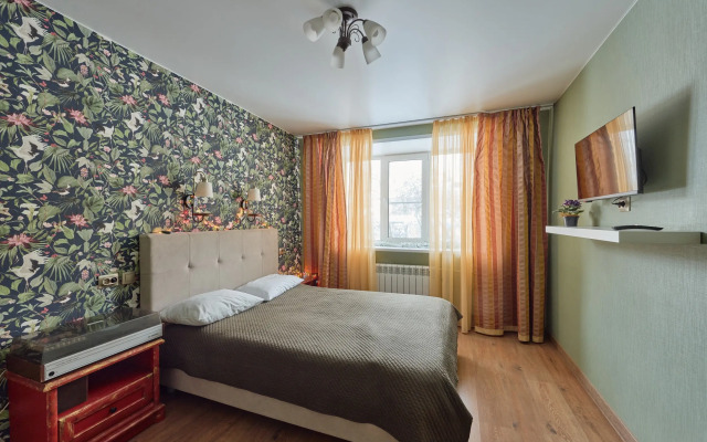 Malysheva Bazhova 3 Komnaty UGMK Lodging house