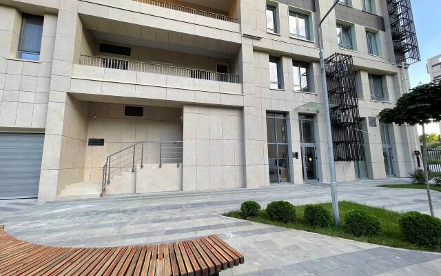 V Tsentre Simferopolya Apartments