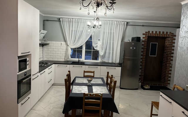 Na Poberezhye Baltiyskogo Morya Private House