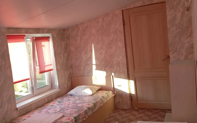Na Gagarina 27 Guest house