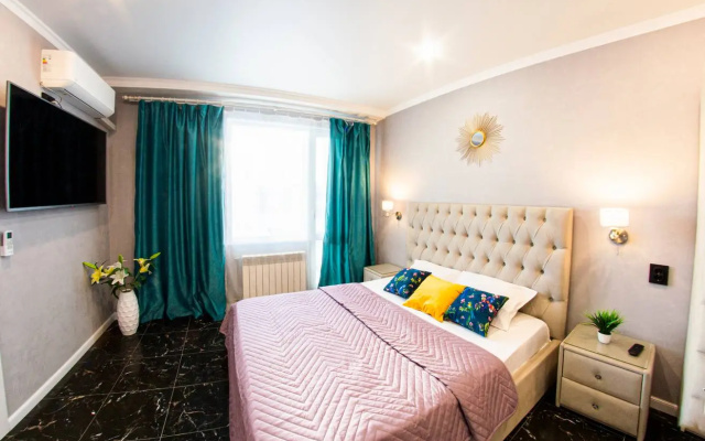 Apartments with Green Textiles - Apartment in Omsk - Photo 2