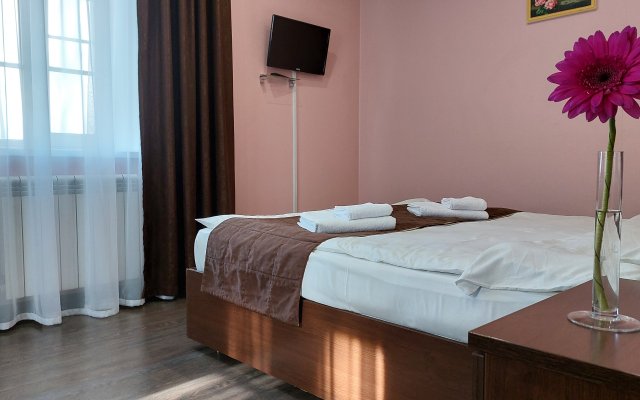 Belyij Topol Hostel