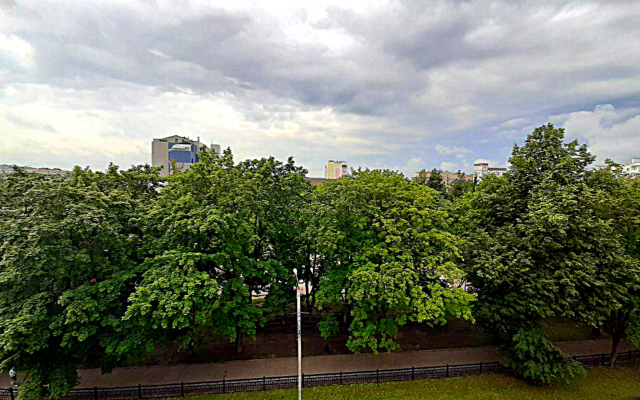 Квартира 2х Комнатная на Улице Поле Свободы 129