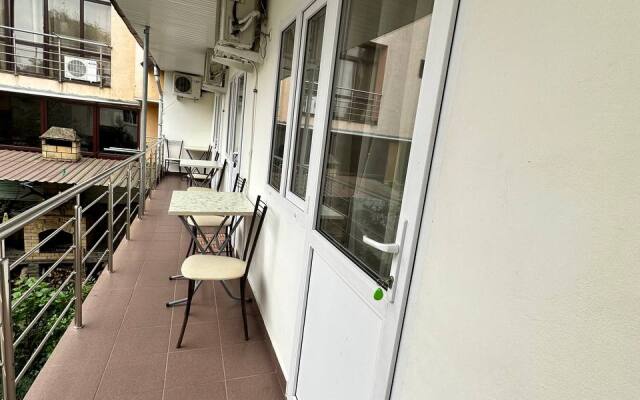 Artur Guest House