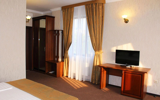 Отель Аврора