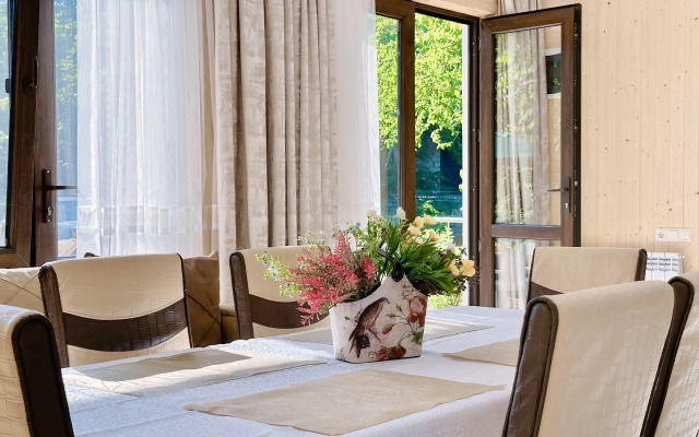 Eva Private house