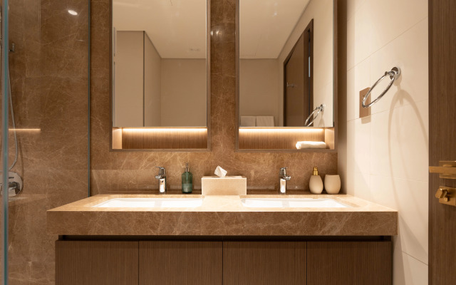 Апартаменты Keyrock Palm View Grand Bleu