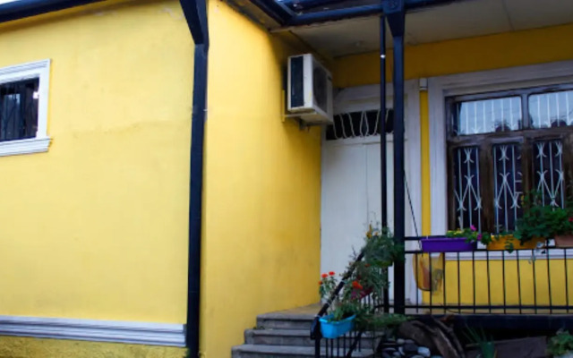 Colors Hostel