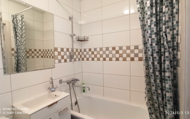 Апартаменты Однокомнатные апартаменты на Зорге