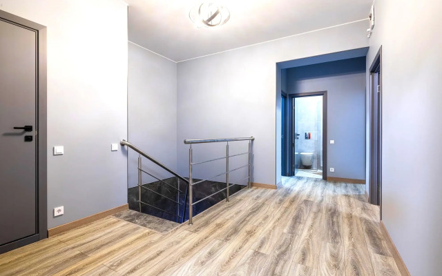 Kottedzha s baney i basseynom Private house