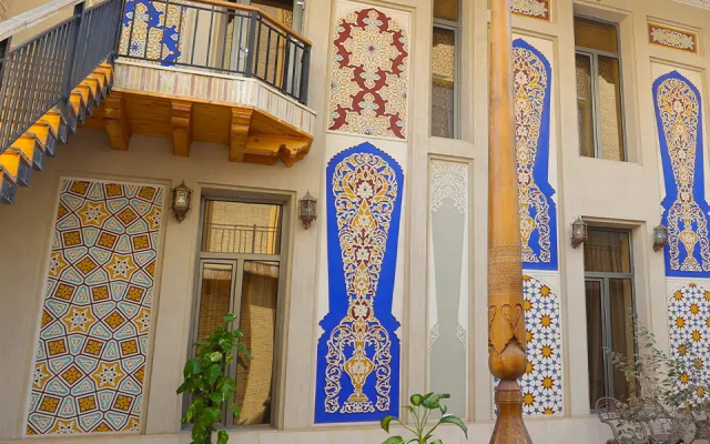 Dunyo Palace Hotel